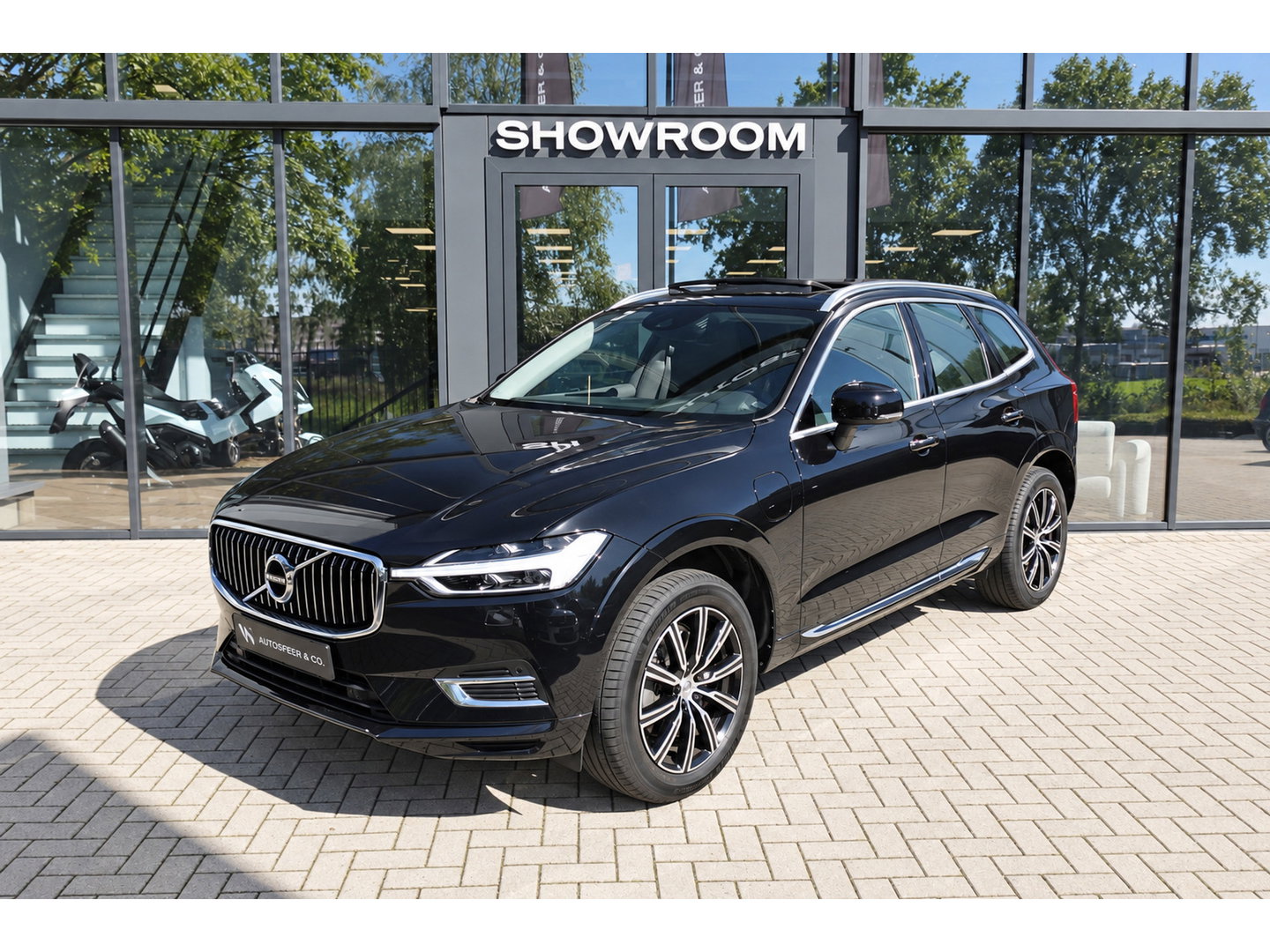 Volvo XC60 2.0 Recharge T8 AWD Inscription PANO ACC LEDER VOL
