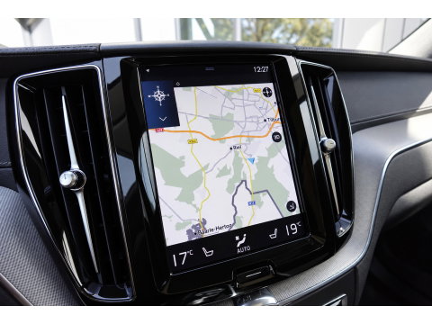 Volvo XC60 2.0 Recharge T8 AWD Inscription PANO ACC LEDER VOL