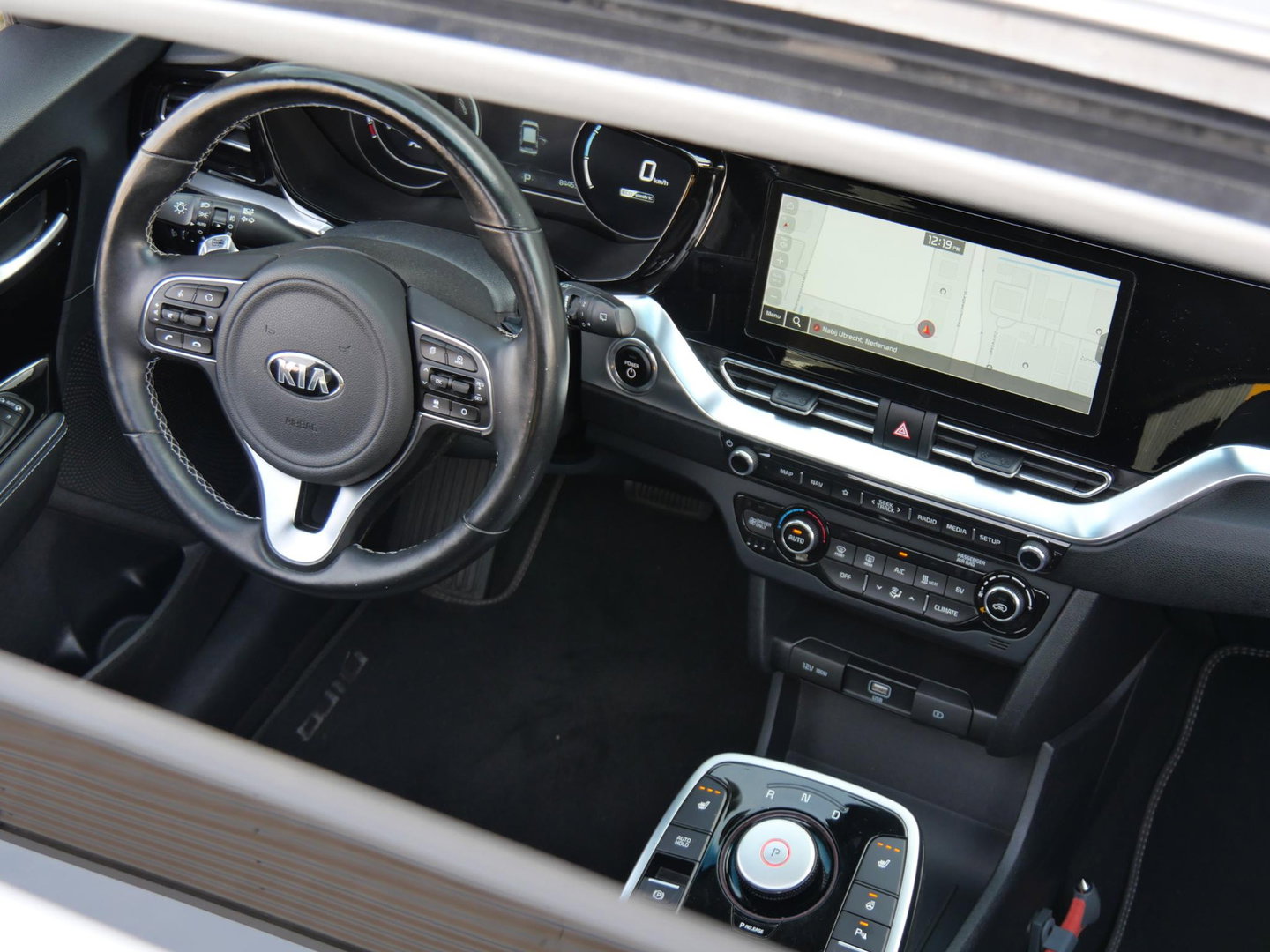 Kia e-Niro 64kWh DYNAMICPLUSLINE/ SCHUIFDAK/ SOH 98%/ NL-AUTO 1STE EIGENAAR