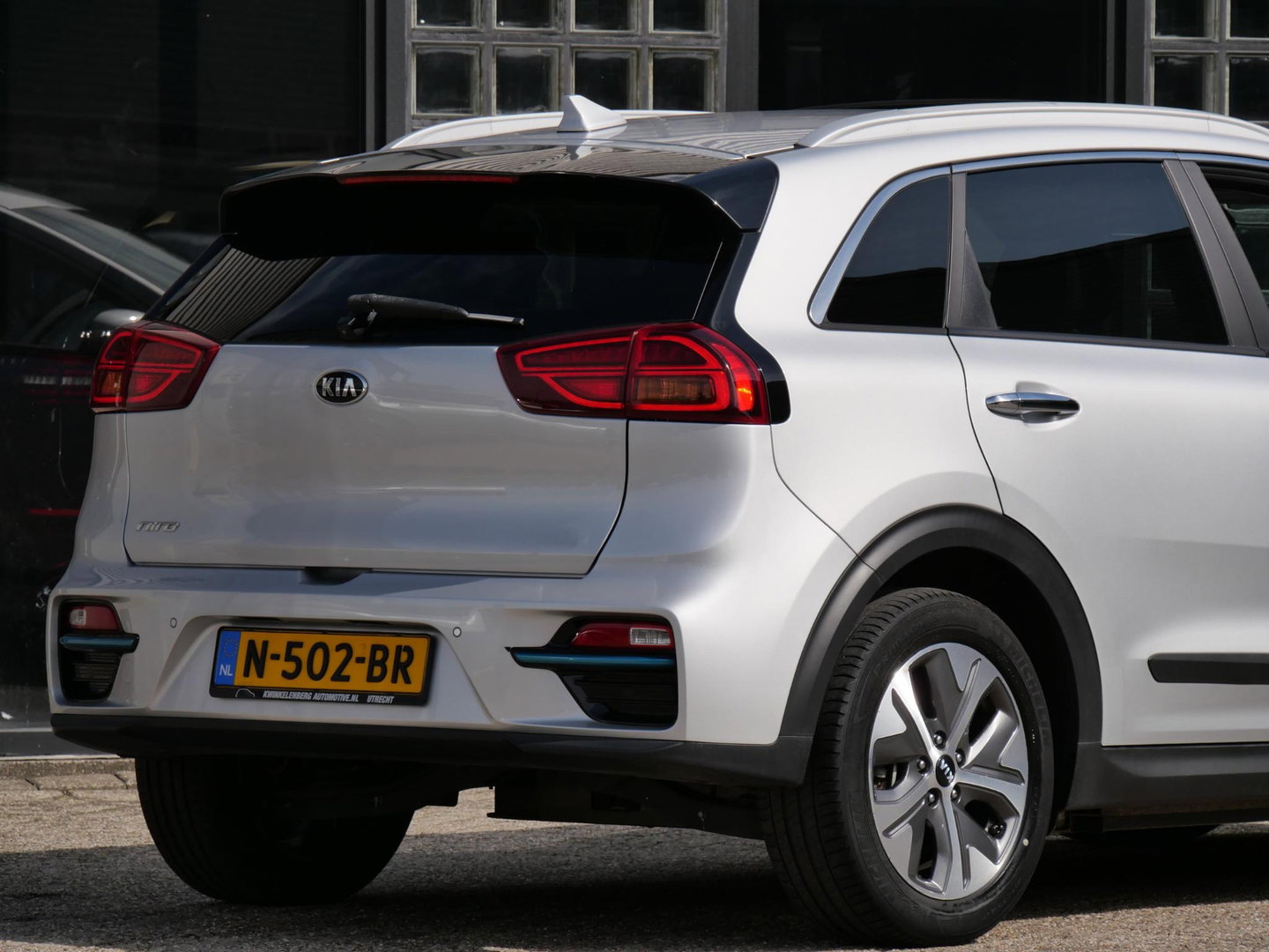 Kia e-Niro 64kWh DYNAMICPLUSLINE/ SCHUIFDAK/ SOH 98%/ NL-AUTO 1STE EIGENAAR