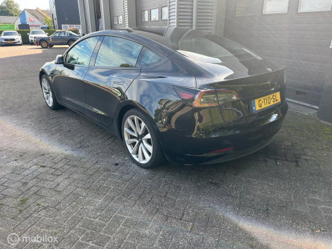 Tesla Model 3 Standard RWD Plus 60 kWh
