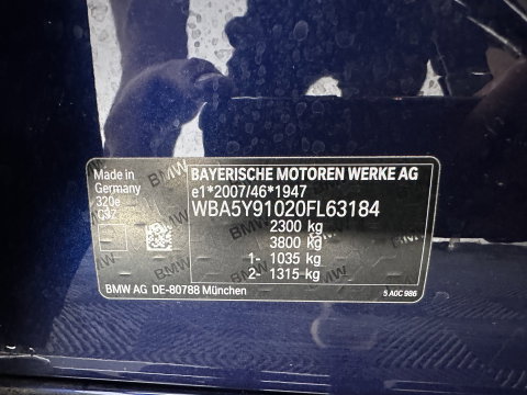 BMW 3-serie 320e Business Edition Plus (INCL.BTW) *AUT | LEATHER | PANO | FULL-LED | HEATED-SPORTSEATS | NAVI-FULLMAP | KEYLESS | PRIVACY-GLASS | ECC | PDC | CRUISE | 19''ALU*