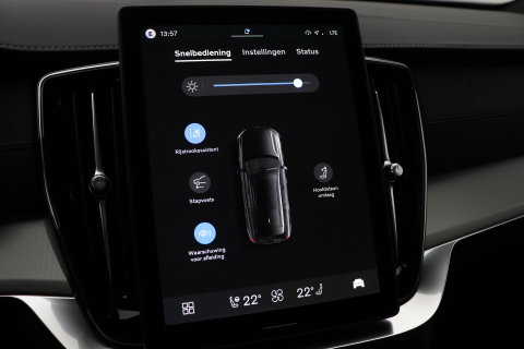 Volvo XC90 T8 Ultra Black Edition | Bowers&Wilkins | Luchtvering | Panoramadak | Trekhaak | 360° Camera | Massage | Stoelventilatie | 21 Inch