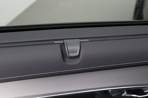 Volvo XC90 T8 Ultra Black Edition | Bowers&Wilkins | Luchtvering | Panoramadak | Trekhaak | 360° Camera | Massage | Stoelventilatie | 21 Inch