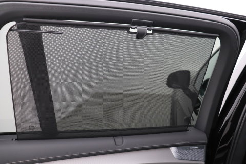 Volvo XC90 T8 Ultra Black Edition | Bowers&Wilkins | Luchtvering | Panoramadak | Trekhaak | 360° Camera | Massage | Stoelventilatie | 21 Inch