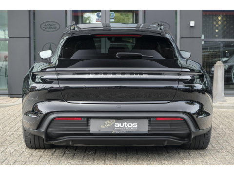 Porsche Taycan Sport Turismo 476pk Performance Plus 93kwh Panoramadak Luchtvering Bose Warmtepomp Sport chrono 20" LMV