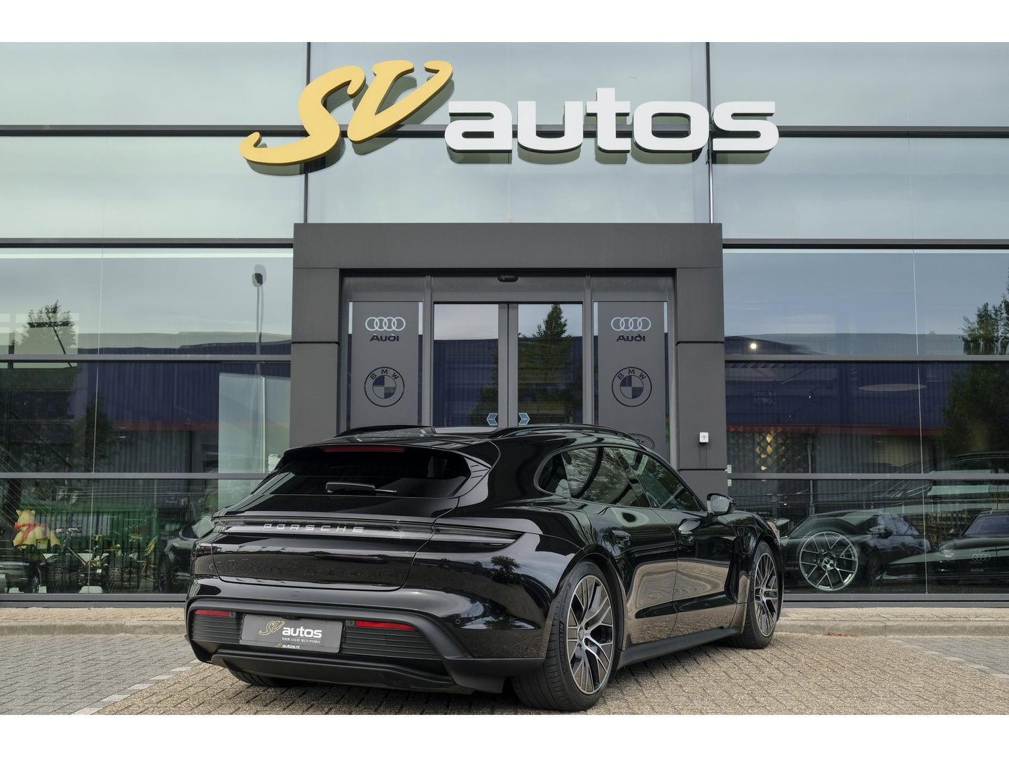 Porsche Taycan Sport Turismo 476pk Performance Plus 93kwh Panoramadak Luchtvering Bose Warmtepomp Sport chrono 20" LMV