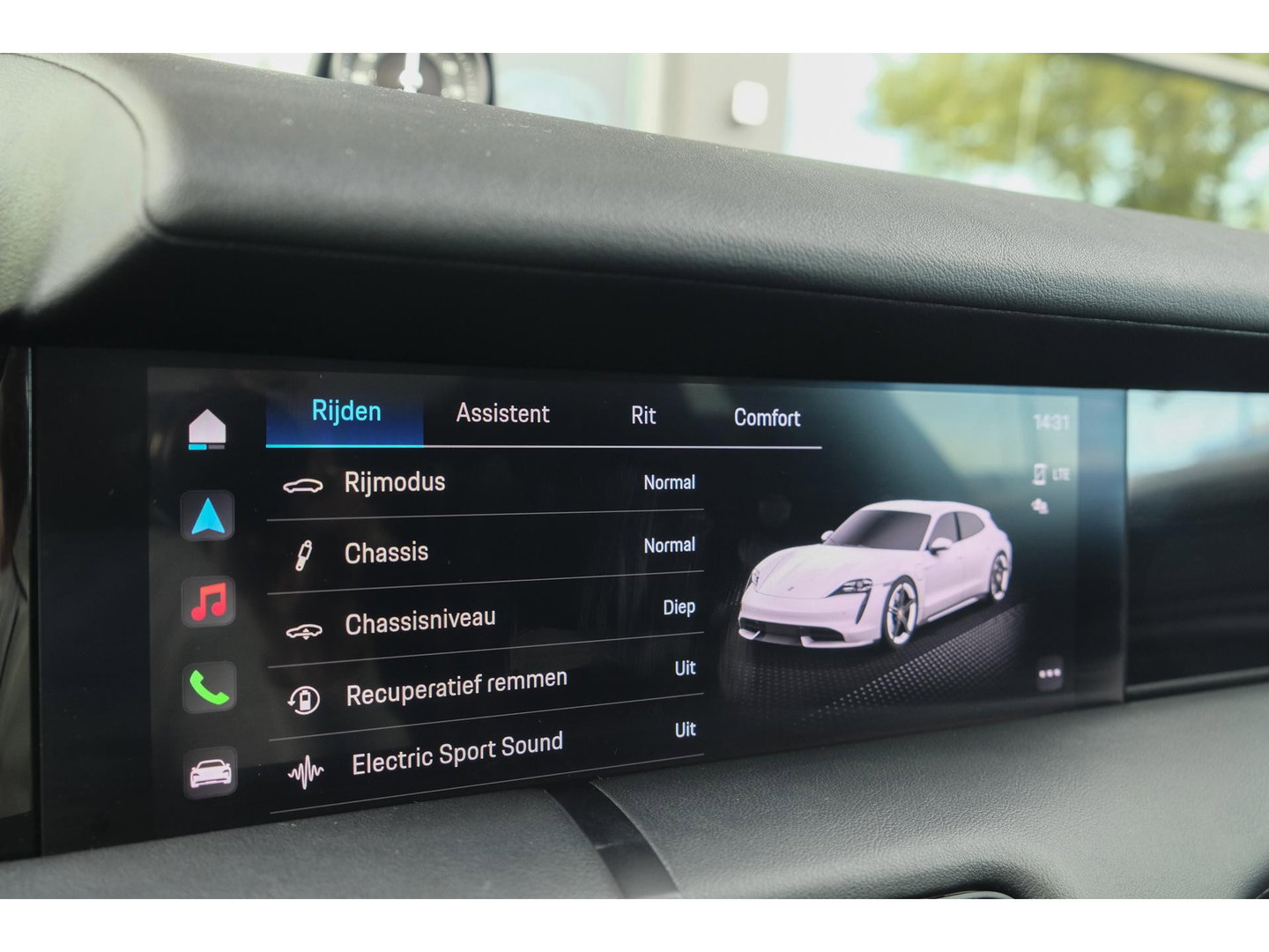 Porsche Taycan Sport Turismo 476pk Performance Plus 93kwh Panoramadak Luchtvering Bose Warmtepomp Sport chrono 20" LMV