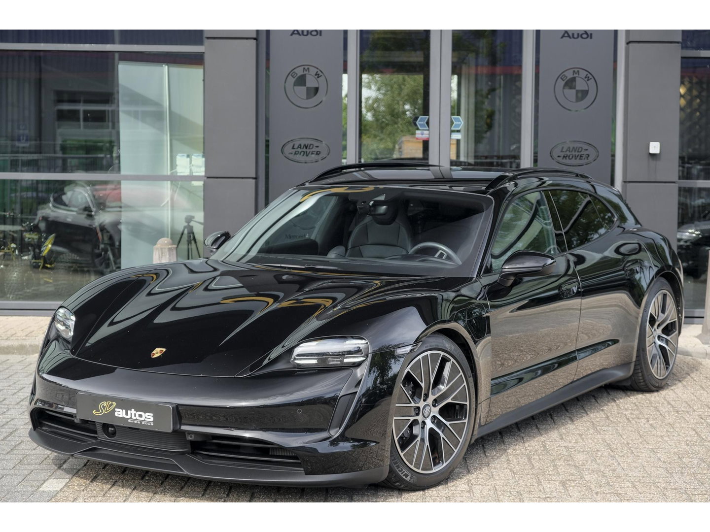 Porsche Taycan Sport Turismo 476pk Performance Plus 93kwh Panoramadak Luchtvering Bose Warmtepomp Sport chrono 20" LMV