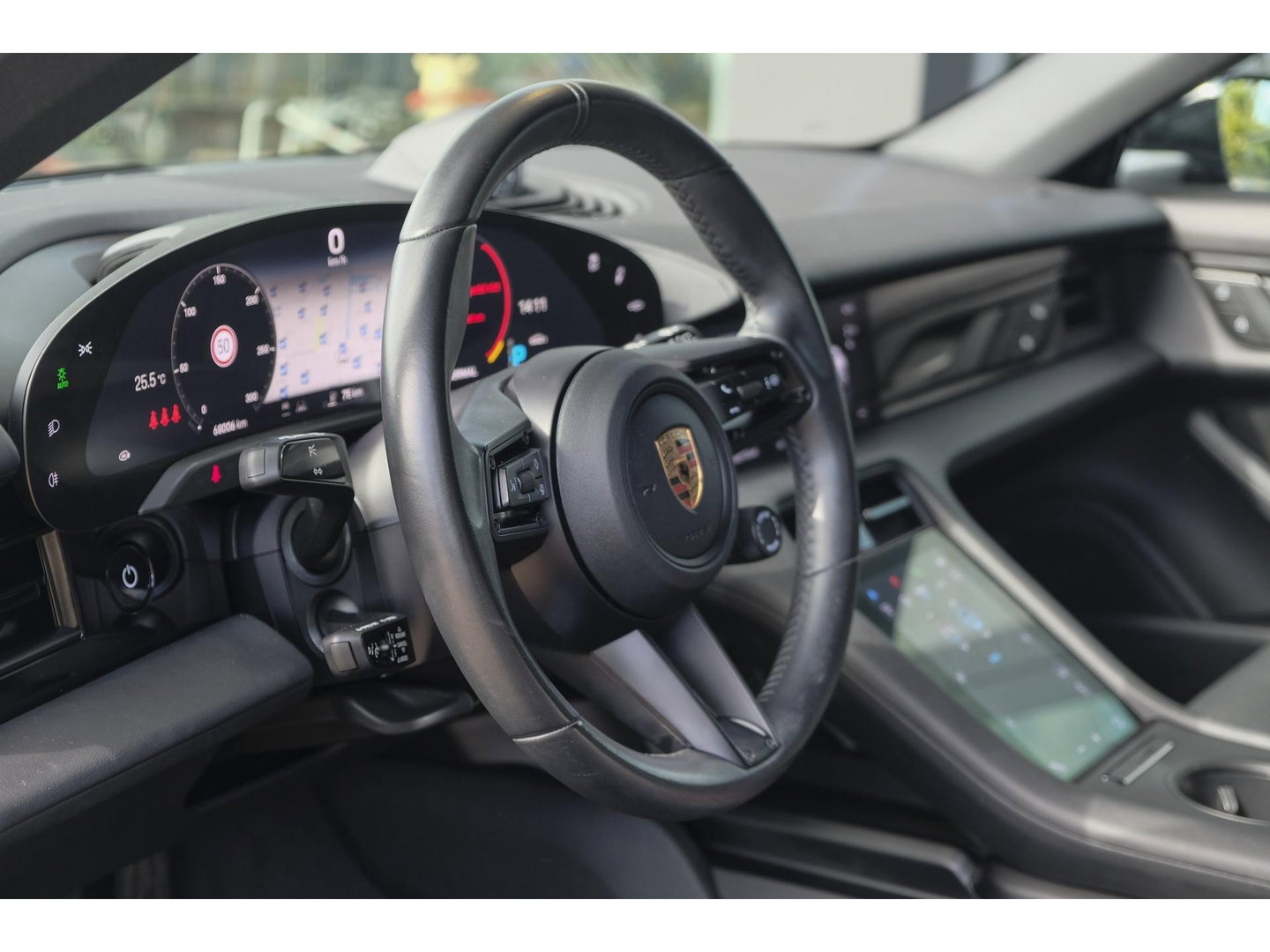 Porsche Taycan Sport Turismo 476pk Performance Plus 93kwh Panoramadak Luchtvering Bose Warmtepomp Sport chrono 20" LMV