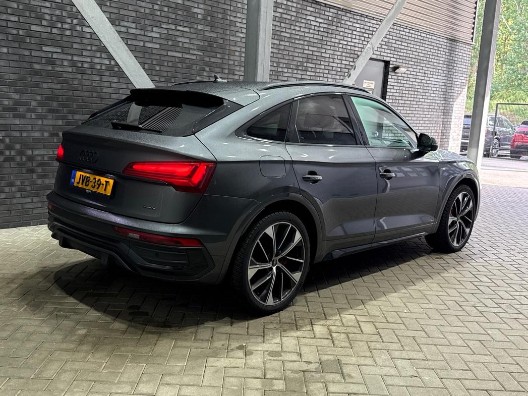 Audi Q5 Sportback 55 TFSI e S edition | Luchtvering | Panoramadak | Head-Up | Camera | Keyless | Matrix LED | 21 Inch