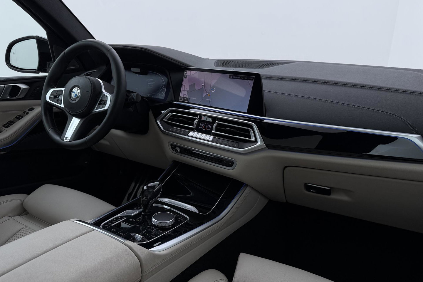 BMW X5 xDrive45e High Executive | Luchtvering | Harman/Kardon | Panoramadak | Head-Up | Trekhaak | 360° Camera | Laser LED | Comfortstoelen | 22 Inch