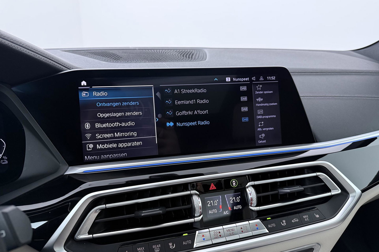 BMW X5 xDrive45e High Executive | Luchtvering | Harman/Kardon | Panoramadak | Head-Up | Trekhaak | 360° Camera | Laser LED | Comfortstoelen | 22 Inch