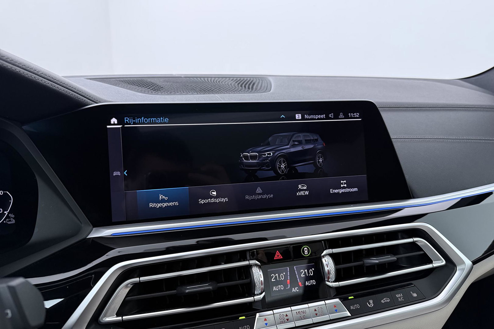 BMW X5 xDrive45e High Executive | Luchtvering | Harman/Kardon | Panoramadak | Head-Up | Trekhaak | 360° Camera | Laser LED | Comfortstoelen | 22 Inch