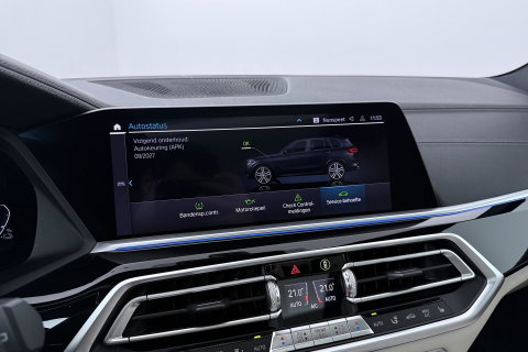 BMW X5 xDrive45e High Executive | Luchtvering | Harman/Kardon | Panoramadak | Head-Up | Trekhaak | 360° Camera | Laser LED | Comfortstoelen | 22 Inch