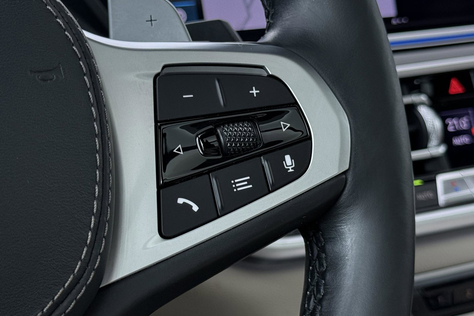 BMW X5 xDrive45e High Executive | Luchtvering | Harman/Kardon | Panoramadak | Head-Up | Trekhaak | 360° Camera | Laser LED | Comfortstoelen | 22 Inch