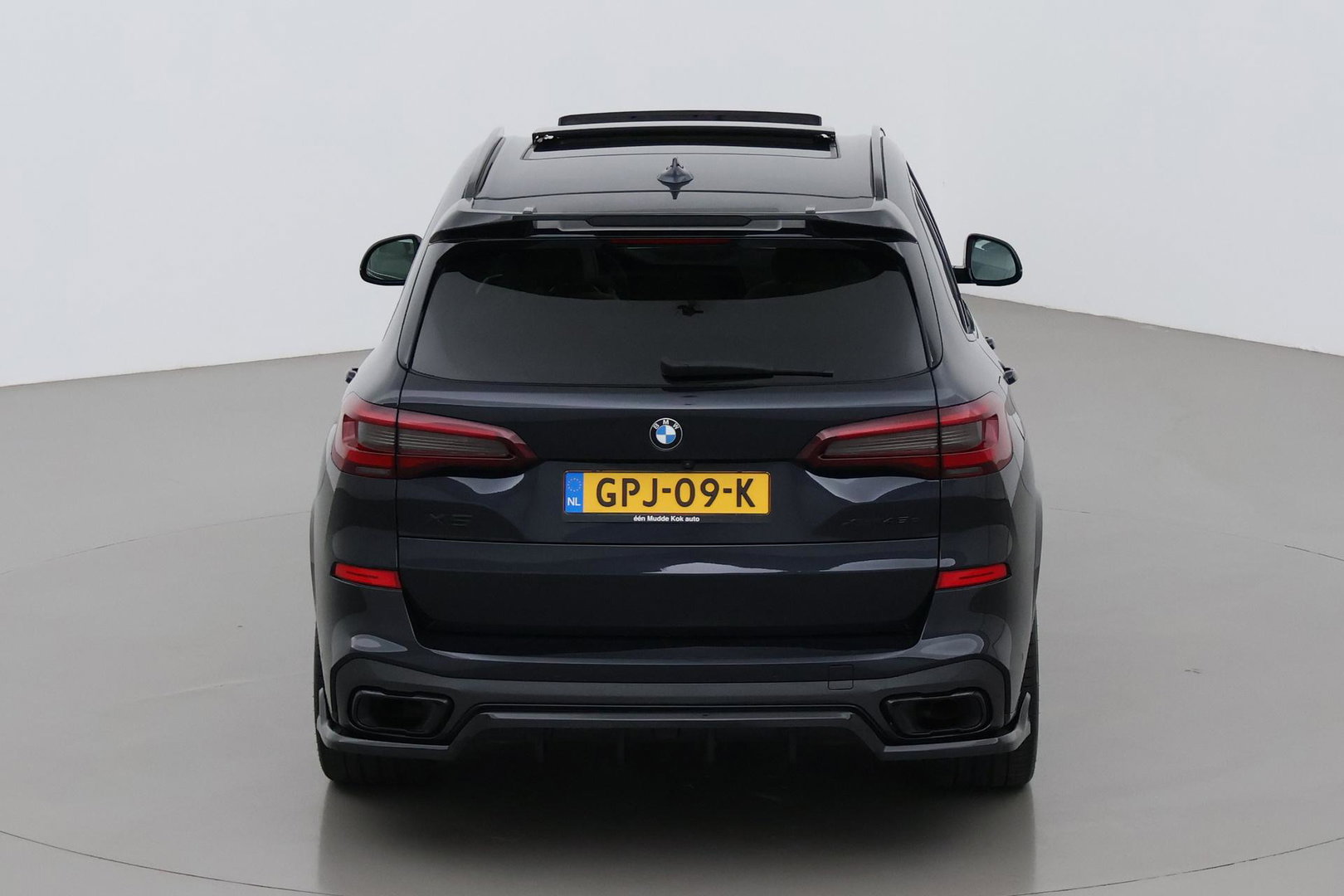 BMW X5 xDrive45e High Executive | Luchtvering | Harman/Kardon | Panoramadak | Head-Up | Trekhaak | 360° Camera | Laser LED | Comfortstoelen | 22 Inch