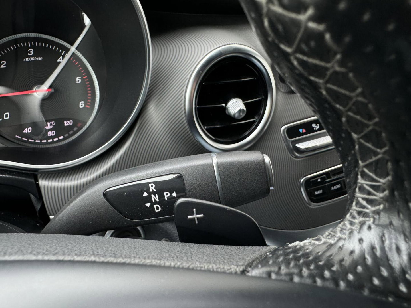 Mercedes-Benz V-Klasse 250d Lang Avantgarde DC MARGE Leer 360° Navi Cruise
