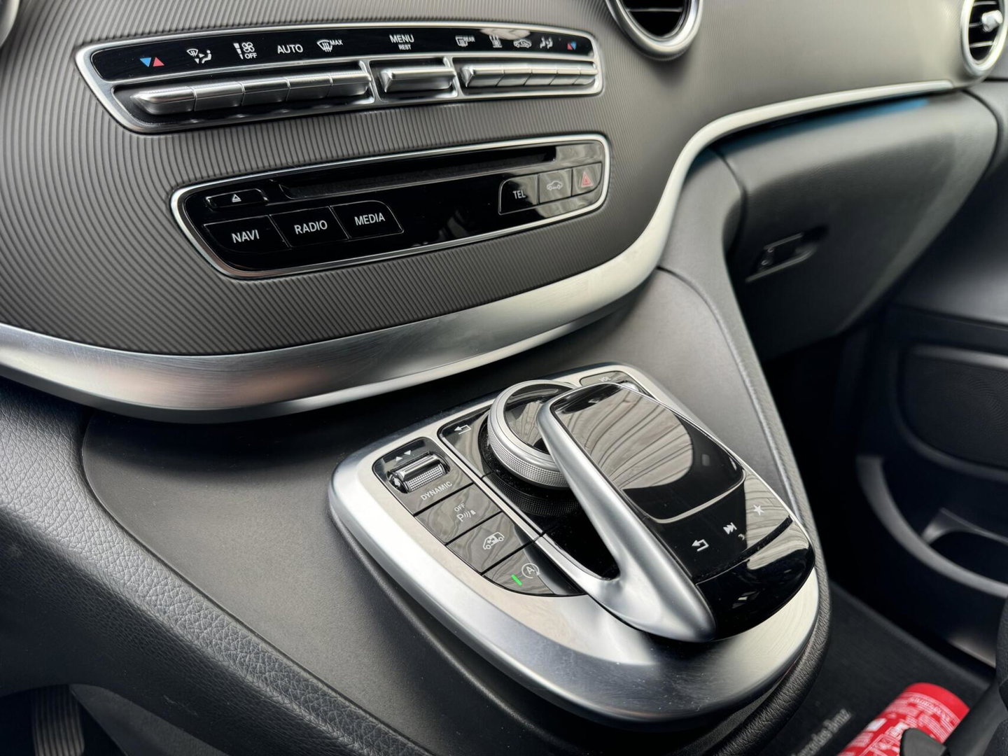 Mercedes-Benz V-Klasse 250d Lang Avantgarde DC MARGE Leer 360° Navi Cruise
