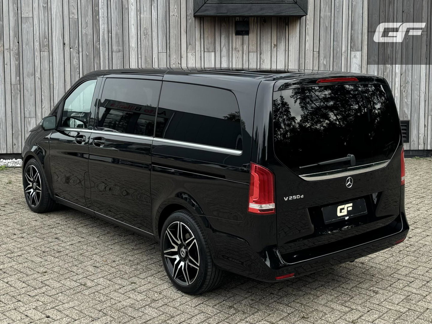 Mercedes-Benz V-Klasse 250d Lang Avantgarde DC MARGE Leer 360° Navi Cruise