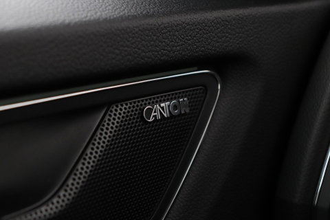 Škoda Kodiaq 1.5 TSI Business Edition Plus | Panoramadak | Trekhaak | 360° Camera | Canton | Travel Assist | Keyless | Stoel+Stuurverwarming | ACC