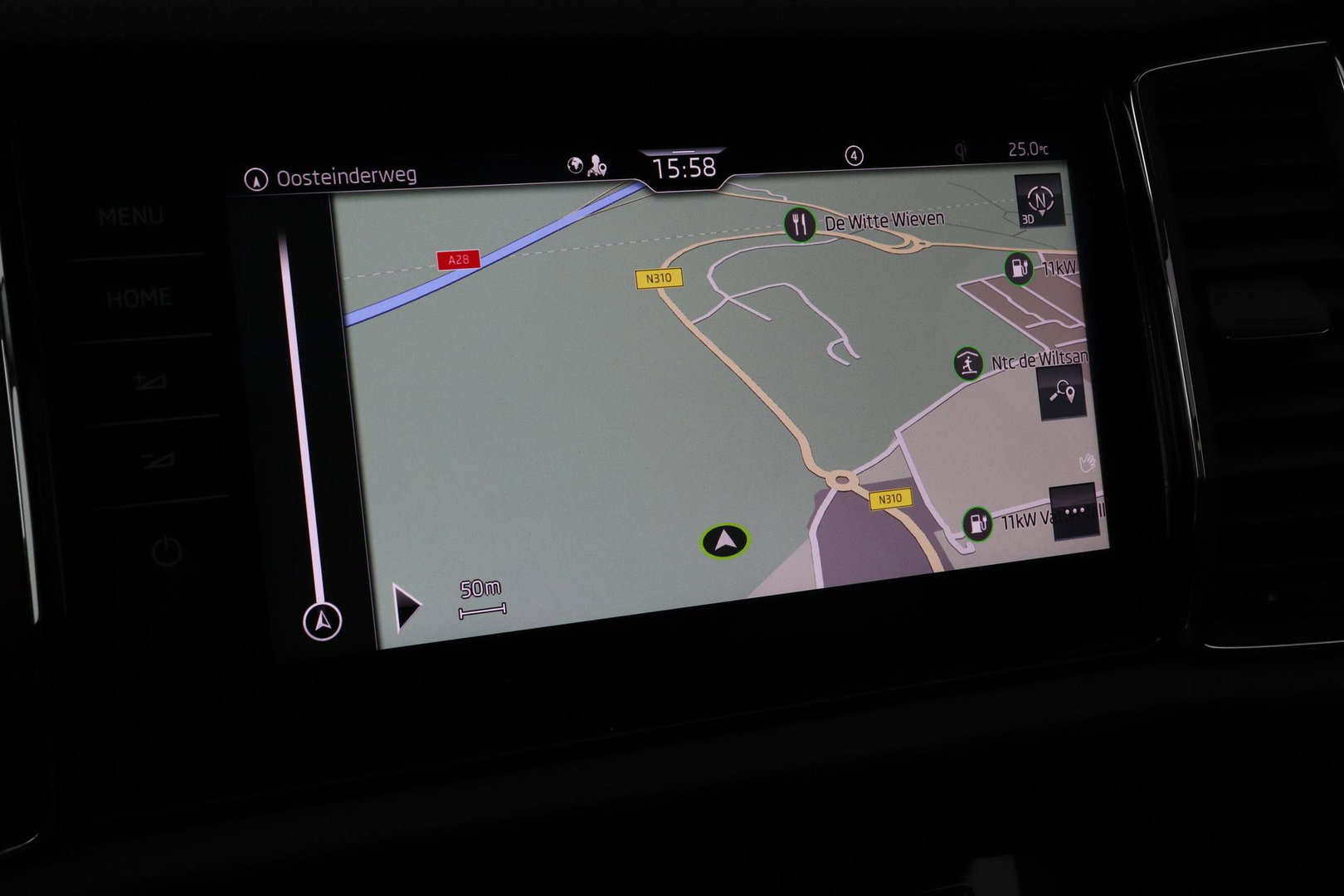Škoda Kodiaq 1.5 TSI Business Edition Plus | Panoramadak | Trekhaak | 360° Camera | Canton | Travel Assist | Keyless | Stoel+Stuurverwarming | ACC