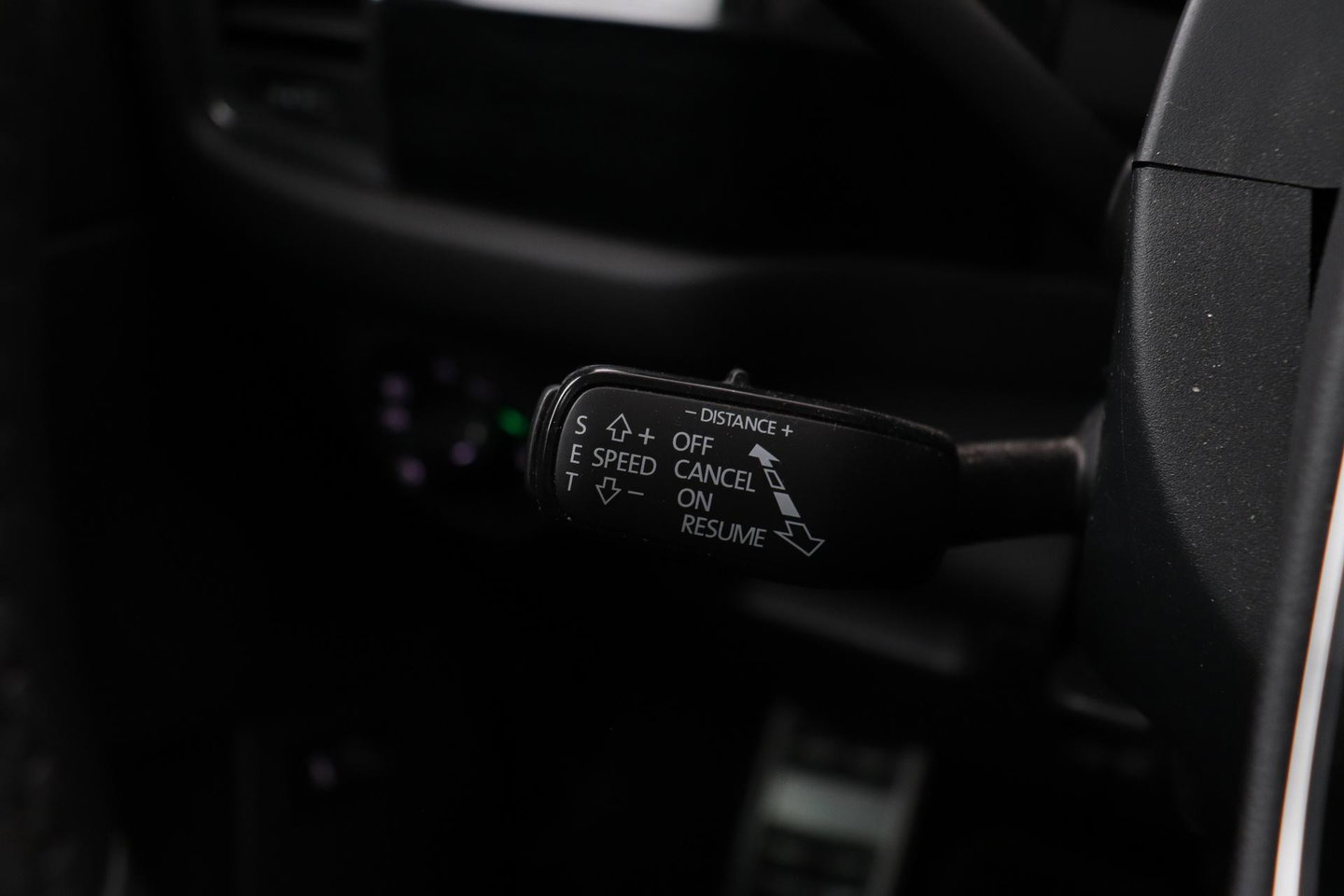 Škoda Kodiaq 1.5 TSI Business Edition Plus | Panoramadak | Trekhaak | 360° Camera | Canton | Travel Assist | Keyless | Stoel+Stuurverwarming | ACC