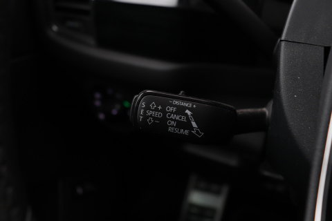 Škoda Kodiaq 1.5 TSI Business Edition Plus | Panoramadak | Trekhaak | 360° Camera | Canton | Travel Assist | Keyless | Stoel+Stuurverwarming | ACC