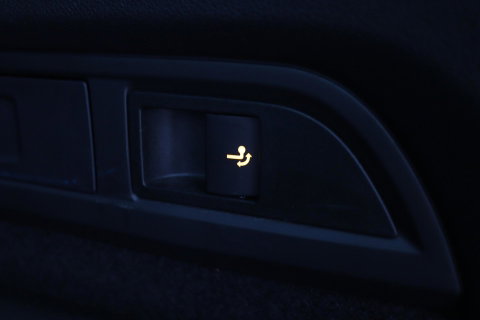 Škoda Kodiaq 1.5 TSI Business Edition Plus | Panoramadak | Trekhaak | 360° Camera | Canton | Travel Assist | Keyless | Stoel+Stuurverwarming | ACC