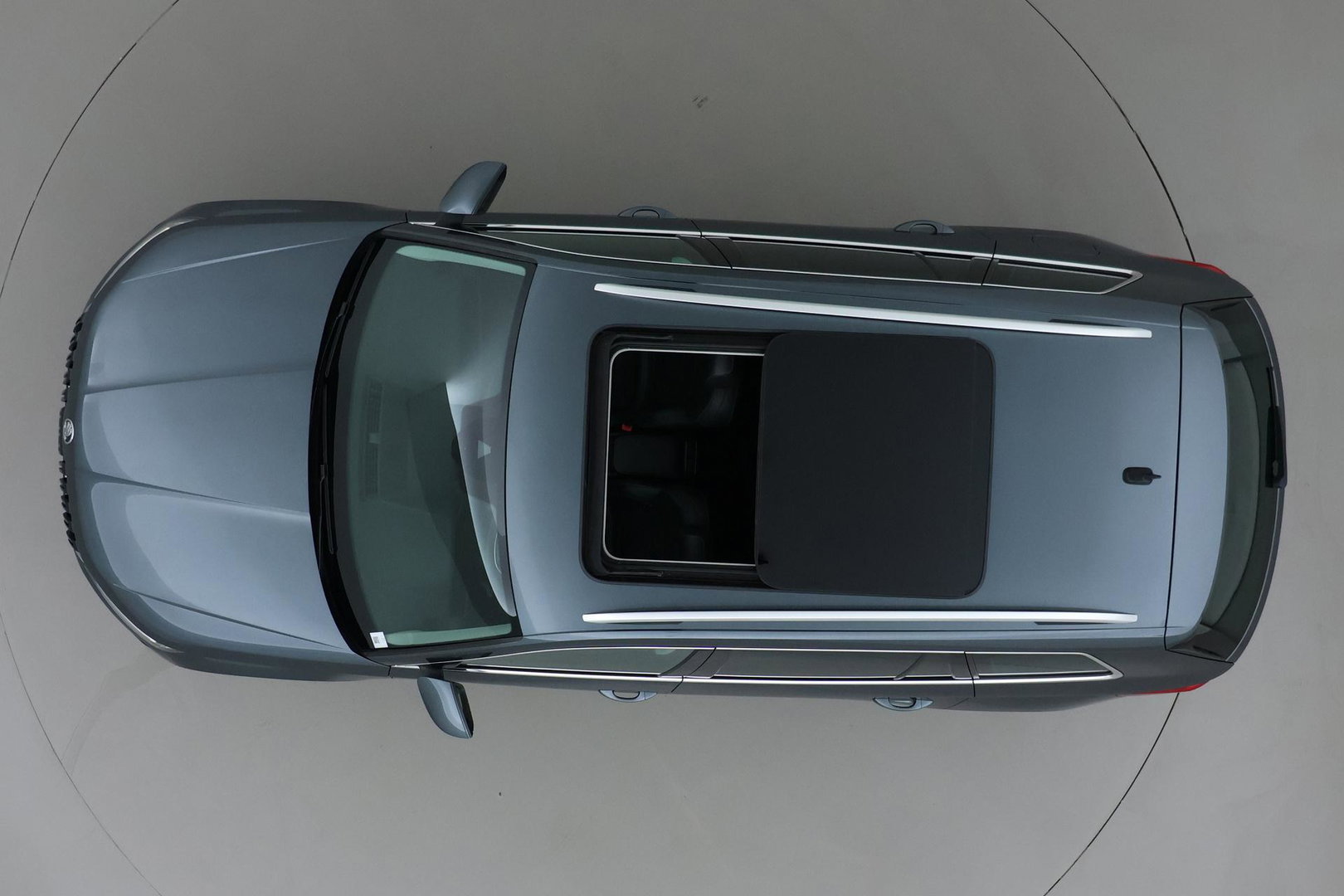 Škoda Kodiaq 1.5 TSI Business Edition Plus | Panoramadak | Trekhaak | 360° Camera | Canton | Travel Assist | Keyless | Stoel+Stuurverwarming | ACC