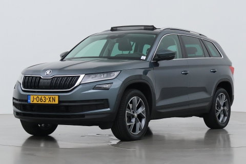 Škoda Kodiaq 1.5 TSI Business Edition Plus | Panoramadak | Trekhaak | 360° Camera | Canton | Travel Assist | Keyless | Stoel+Stuurverwarming | ACC