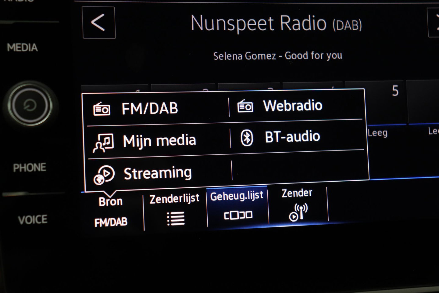 Volkswagen Taigo 1.0 TSI Life | ACC | Travel Assist | Navigatie | LED | App-Connect | DAB+