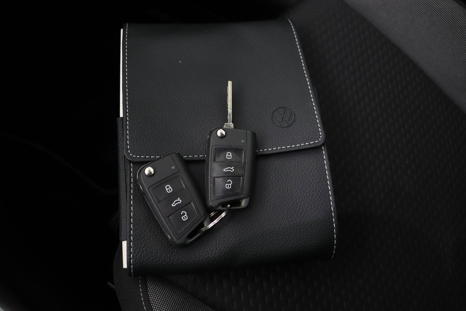 Volkswagen Taigo 1.0 TSI Life | ACC | Travel Assist | Navigatie | LED | App-Connect | DAB+