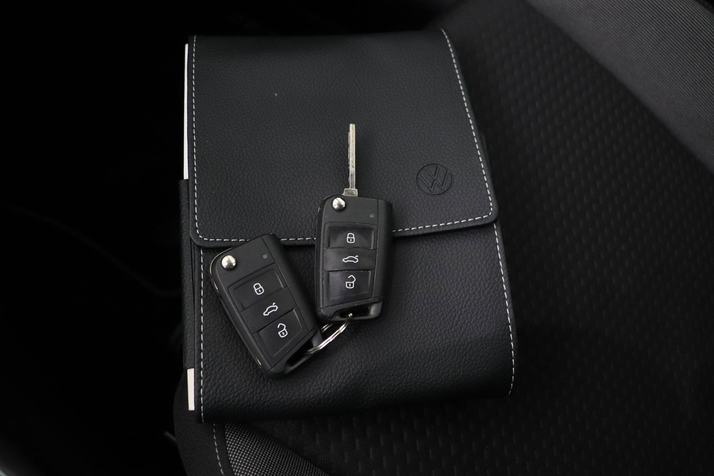 Volkswagen Taigo 1.0 TSI Life | ACC | Travel Assist | Navigatie | LED | App-Connect | DAB+
