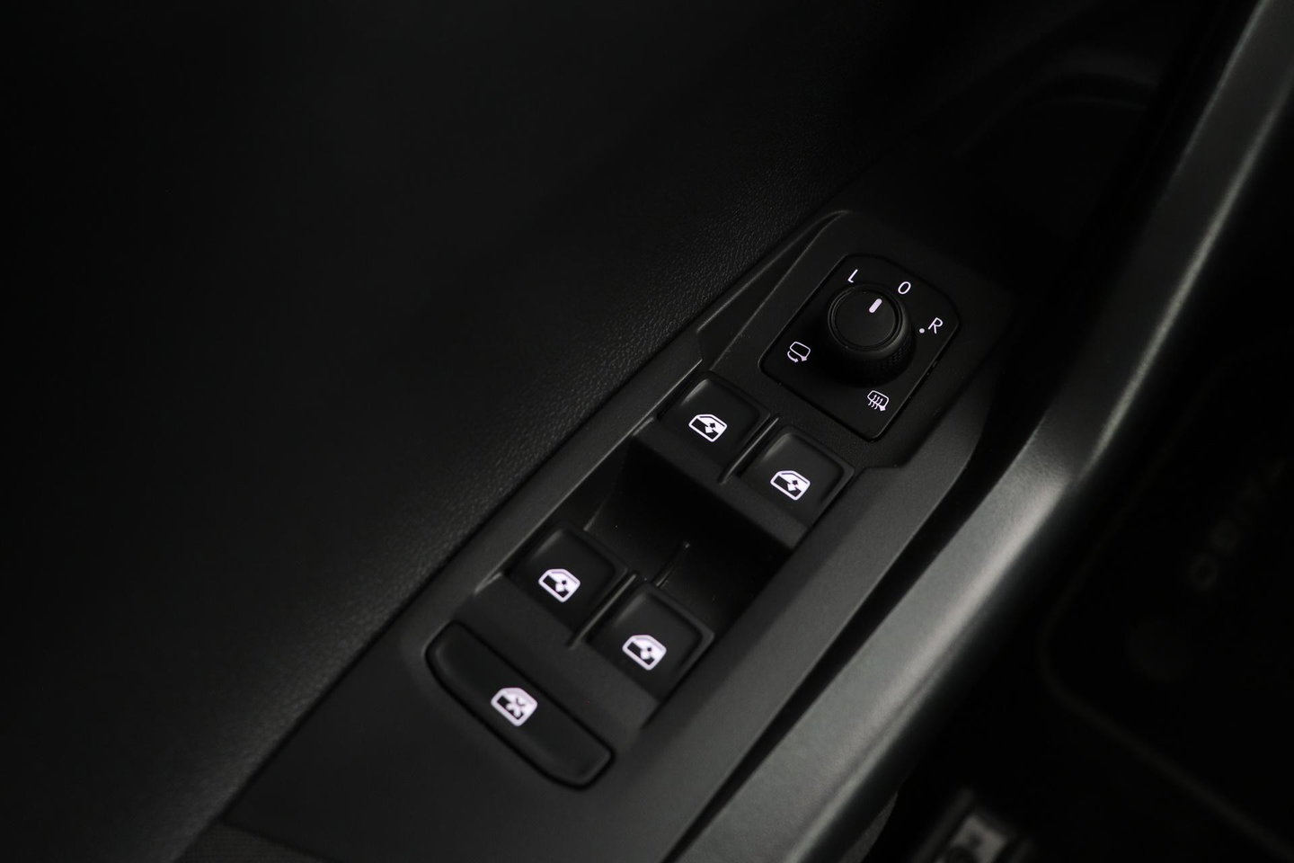 Volkswagen Taigo 1.0 TSI Life | ACC | Travel Assist | Navigatie | LED | App-Connect | DAB+