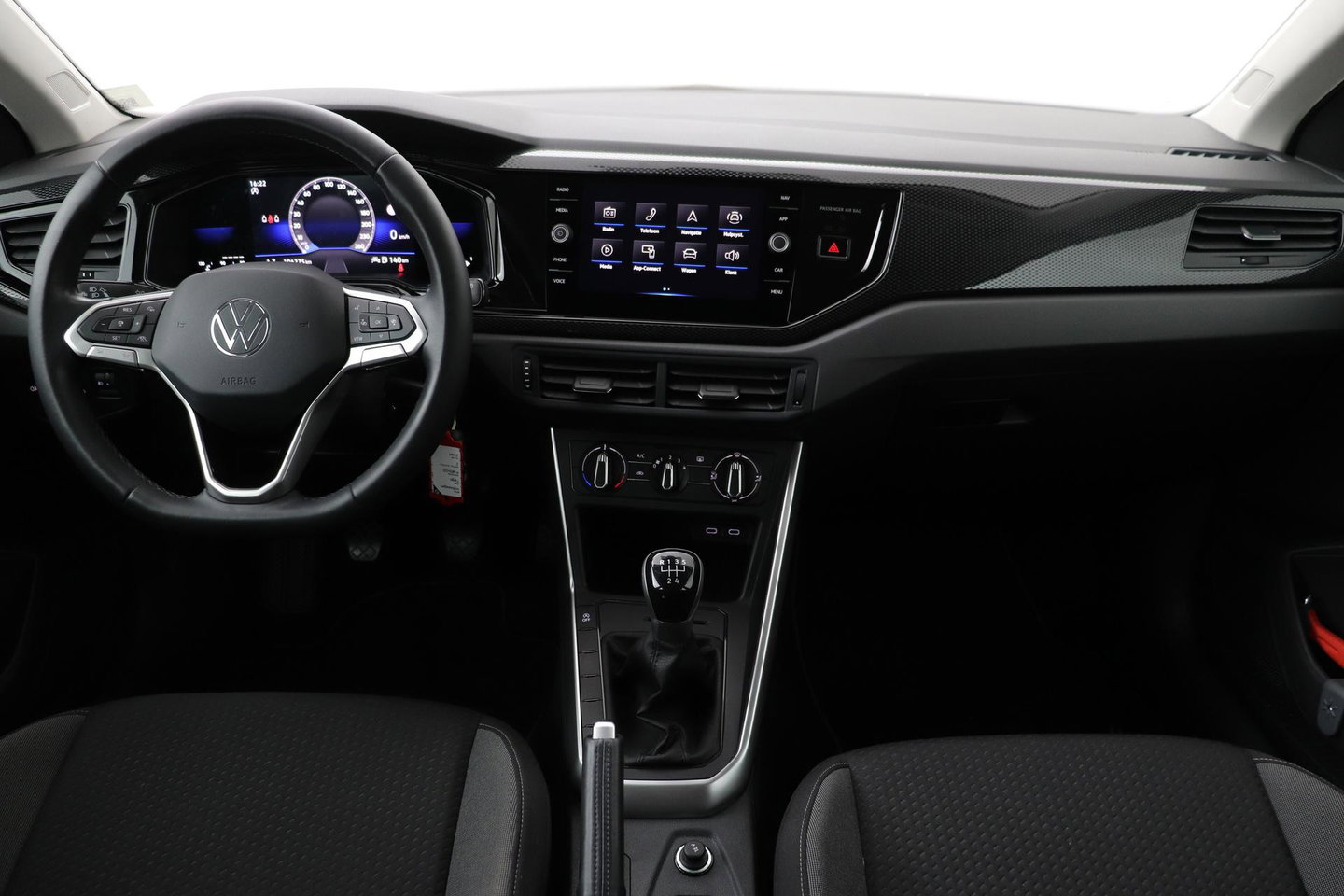 Volkswagen Taigo 1.0 TSI Life | ACC | Travel Assist | Navigatie | LED | App-Connect | DAB+