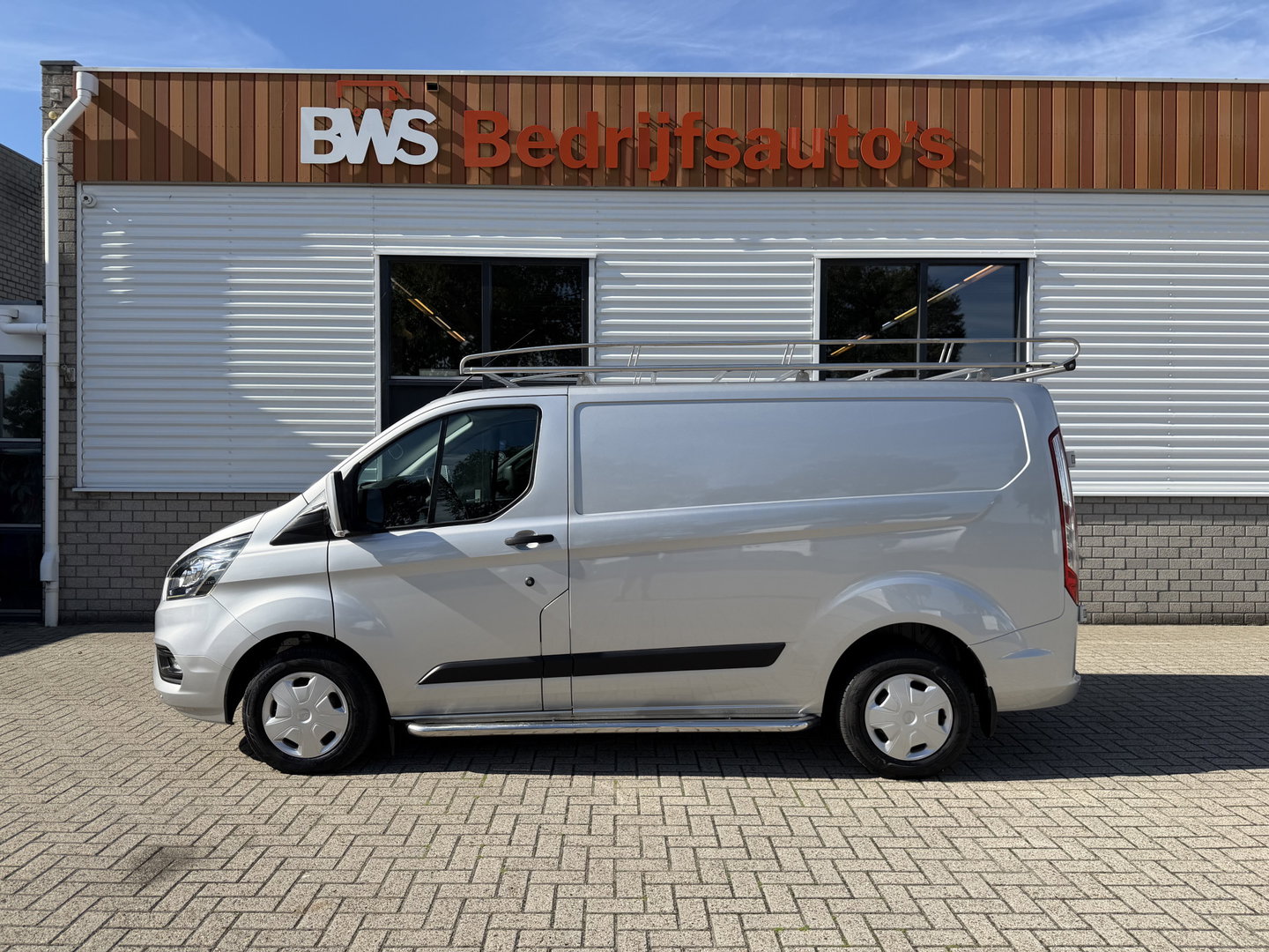 Ford Transit Custom 280 2.0 TDCI L1H1 Trend / euro 6 / bpm vrij / vaste prijs rijklaar € 13.950 ex btw / wordt afgeleverd met nieuwe distributie riem / airco / cruise / camera / imperial