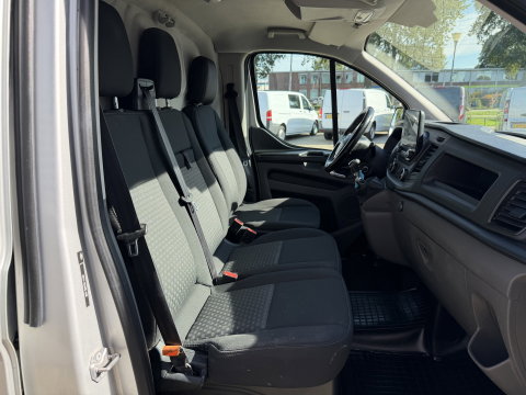 Ford Transit Custom 280 2.0 TDCI L1H1 Trend / euro 6 / bpm vrij / vaste prijs rijklaar € 13.950 ex btw / wordt afgeleverd met nieuwe distributie riem / airco / cruise / camera / imperial