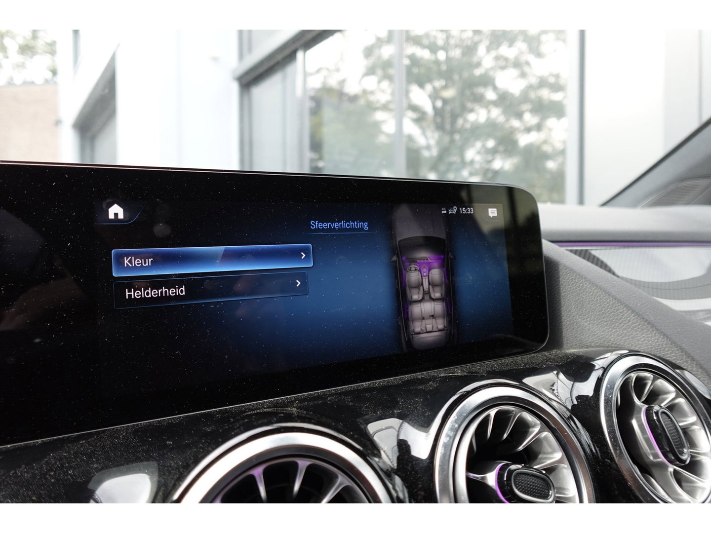 Mercedes-Benz GLA 220 d PANO KEYLESS CAM