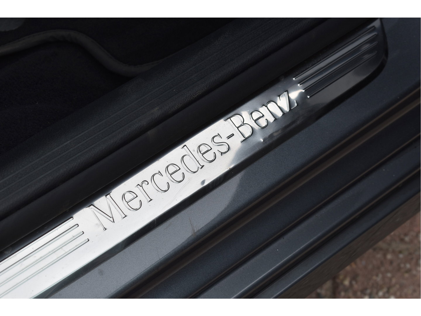 Mercedes-Benz E-Klasse 200 Exclusive Line Advantage Facelift | Afn.trekhaak | Camera | Sfeerverlichting | Carplay | Virtual cockpit | Stoelverwarming | LED