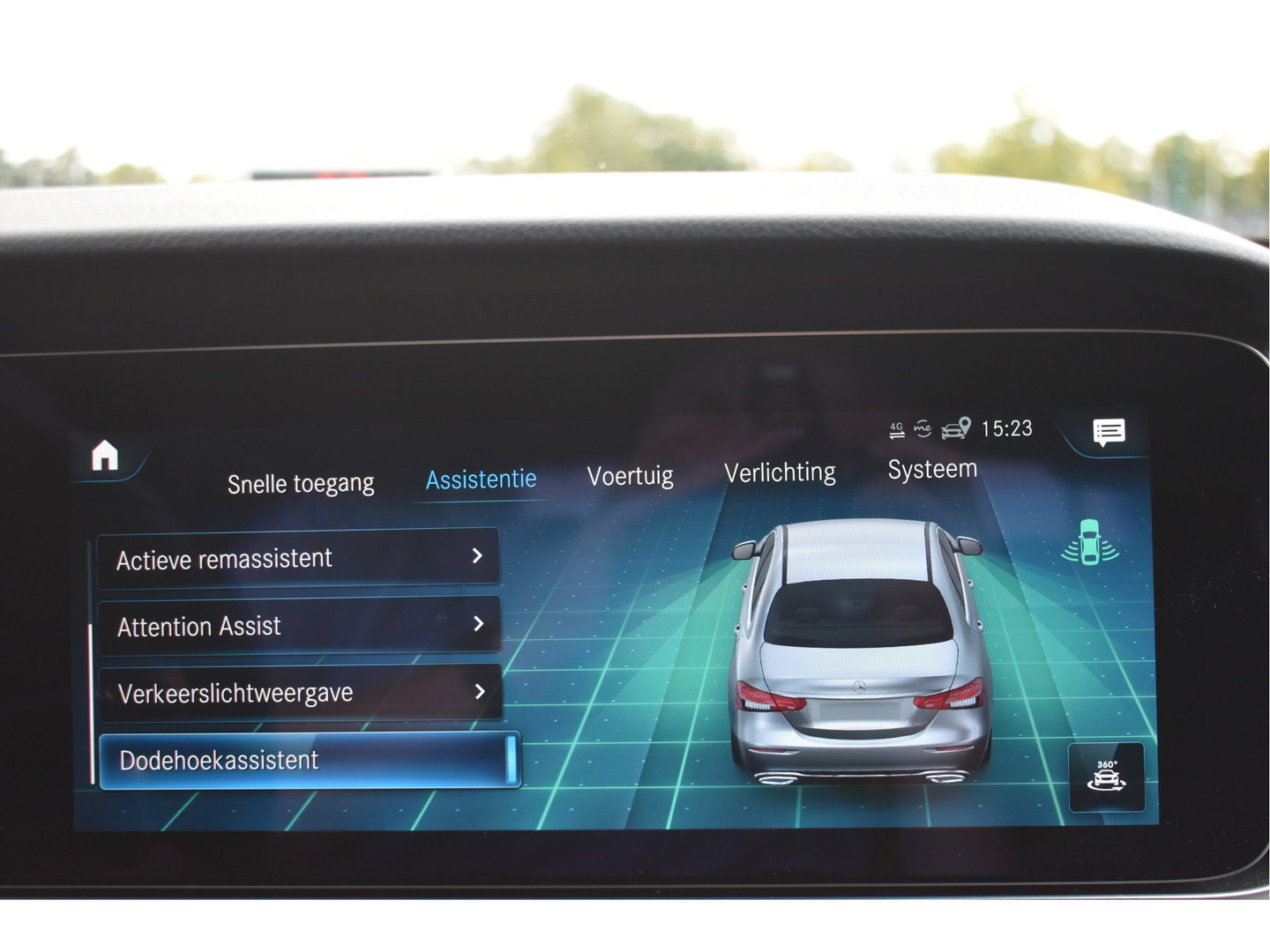 Mercedes-Benz E-Klasse 200 Exclusive Line Advantage Facelift | Afn.trekhaak | Camera | Sfeerverlichting | Carplay | Virtual cockpit | Stoelverwarming | LED