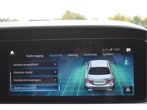 Mercedes-Benz E-Klasse 200 Exclusive Line Advantage Facelift | Afn.trekhaak | Camera | Sfeerverlichting | Carplay | Virtual cockpit | Stoelverwarming | LED