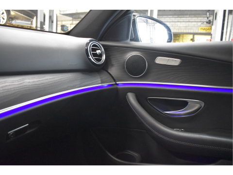 Mercedes-Benz E-Klasse 200 Exclusive Line Advantage Facelift | Afn.trekhaak | Camera | Sfeerverlichting | Carplay | Virtual cockpit | Stoelverwarming | LED