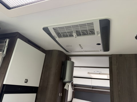Benimar AMPHITRYON 967 *AUT | NORTHAUTOKAPP | AIRCO | CAMERA | UNDERFLOOR HEATING | XENON*