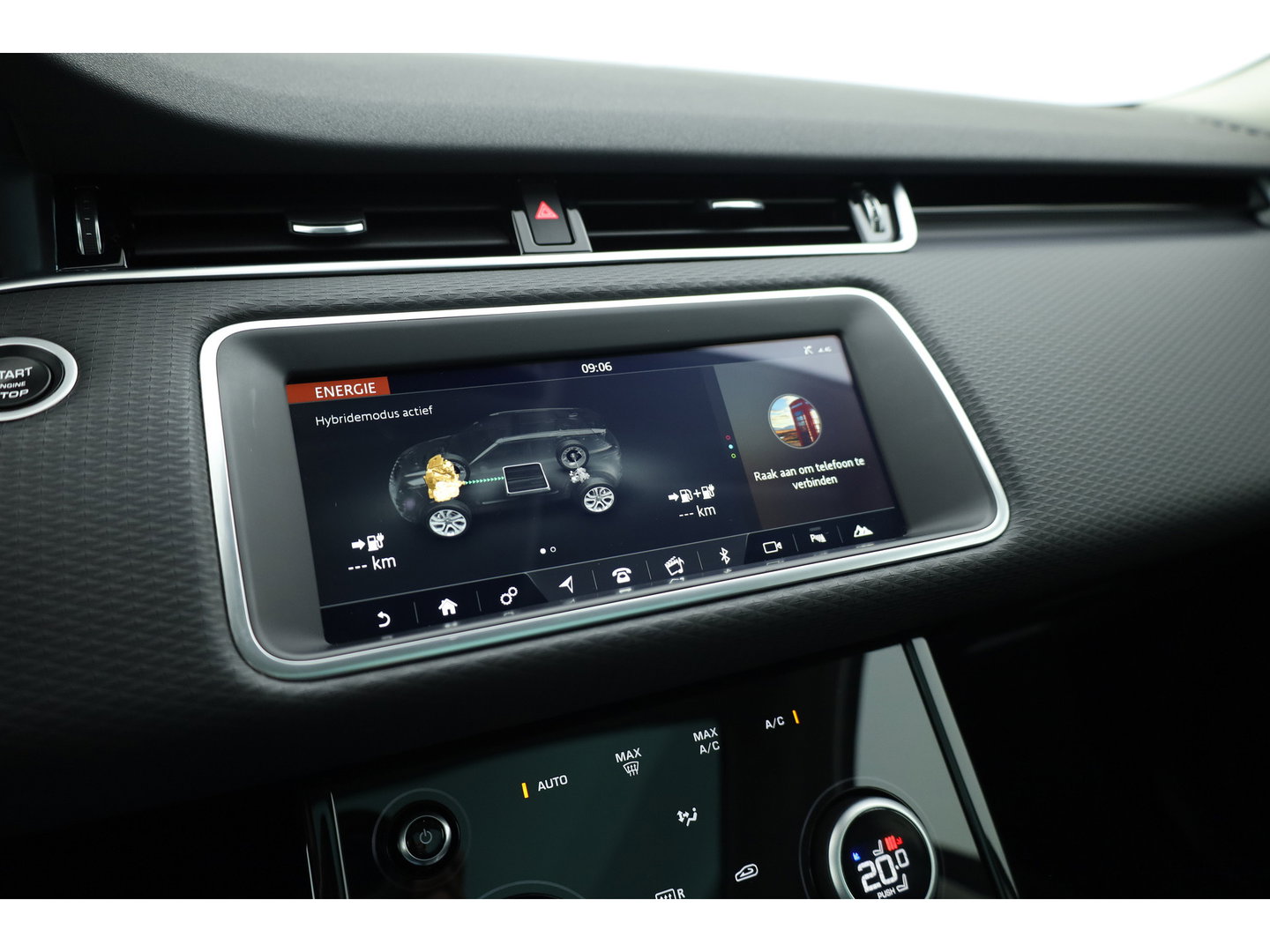 Land Rover Range Rover Evoque 1.5 P300e AWD S | Rijklaar! | Pano | Leder | Cruise Contr. | Camera | Apple CarPlay | Led | Stoelverw. | All Season