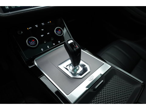 Land Rover Range Rover Evoque 1.5 P300e AWD S | Rijklaar! | Pano | Leder | Cruise Contr. | Camera | Apple CarPlay | Led | Stoelverw. | All Season