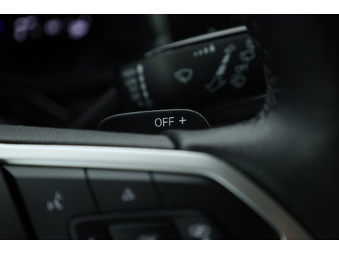 Volkswagen Polo 1.0 TSI Life Business | Orgi. NL | Rijklaar! | Apple CarPlay | Adapt. Cruise | Stoelverw. | PDC | Navi