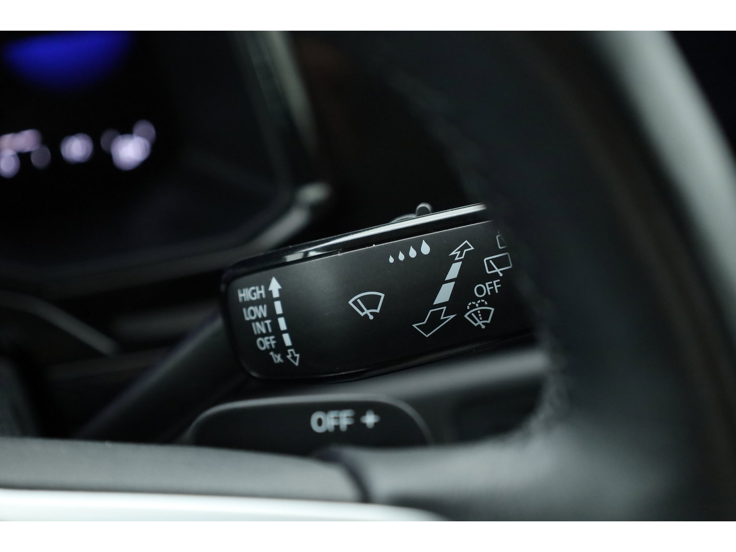 Volkswagen Polo 1.0 TSI Life Business | Orgi. NL | Rijklaar! | Apple CarPlay | Adapt. Cruise | Stoelverw. | PDC | Navi