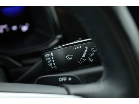 Volkswagen Polo 1.0 TSI Life Business | Orgi. NL | Rijklaar! | Apple CarPlay | Adapt. Cruise | Stoelverw. | PDC | Navi