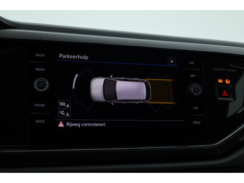 Volkswagen Polo 1.0 TSI Life Business | Orgi. NL | Rijklaar! | Apple CarPlay | Adapt. Cruise | Stoelverw. | PDC | Navi